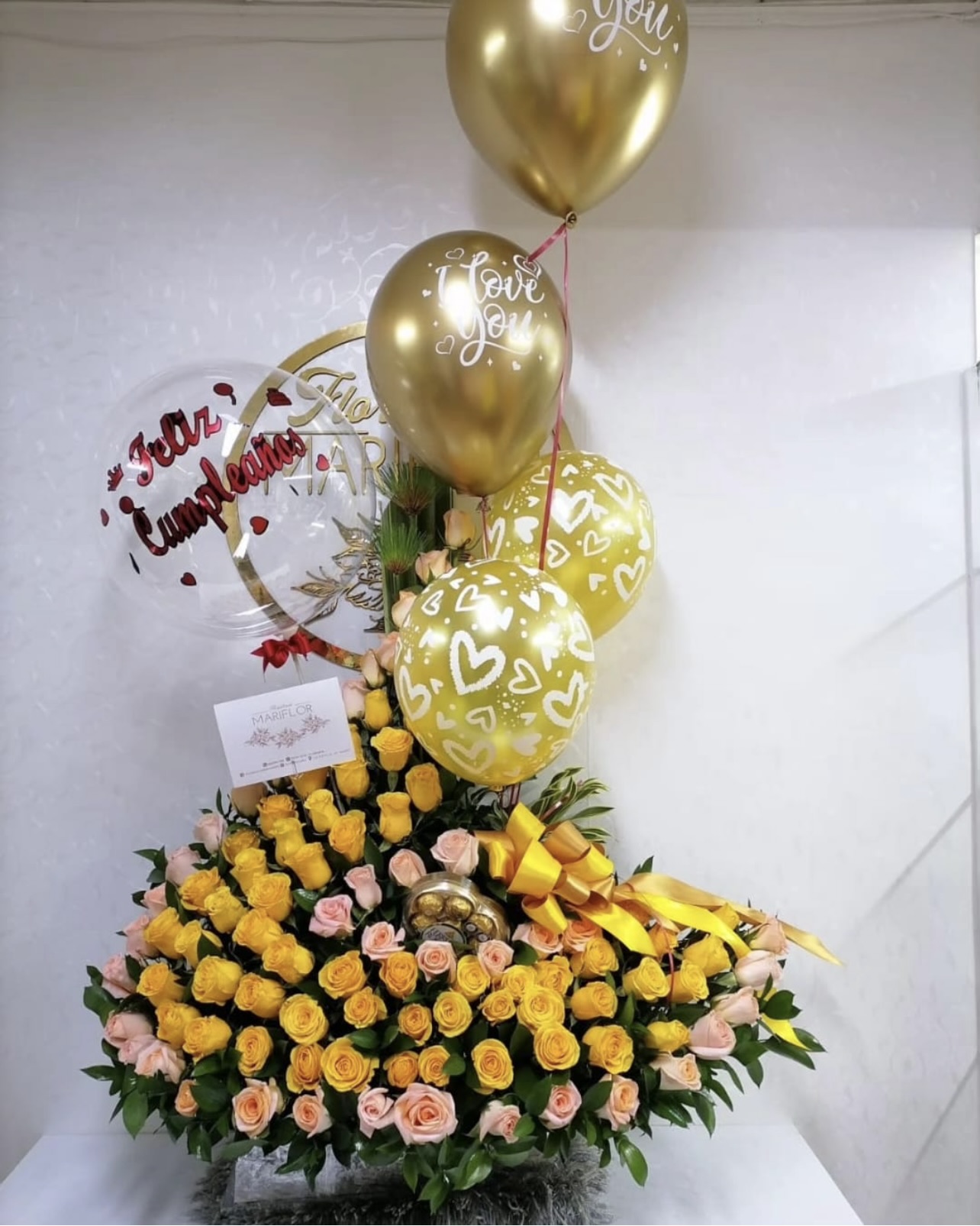 Ramo Felicitaci贸n #25